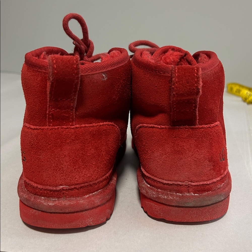 Kids Ugg Neumel II Red Suede Leather Boots Size 5 - Picture 3 of 14
